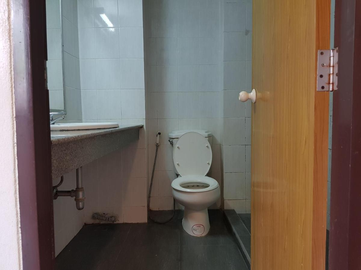 Punya Garden Hotel Ban Wang Won Екстериор снимка